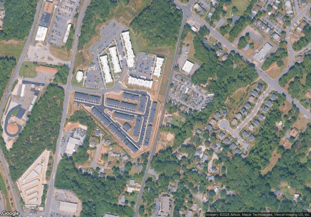 18225 Summit Pointe Dr, Triangle, VA 22172 - photo 1