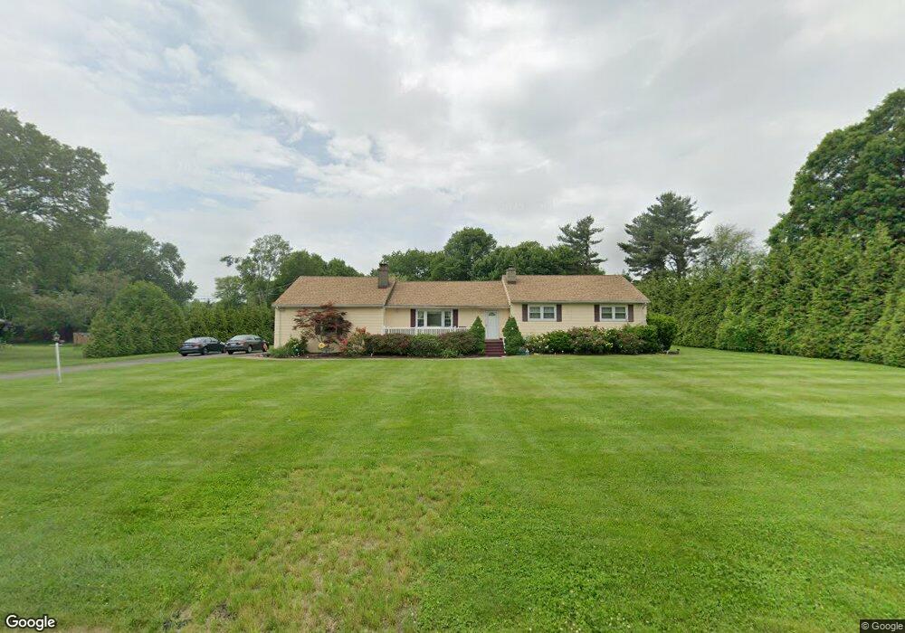 544 Locust Dr, Orange, CT 06477 - photo 1