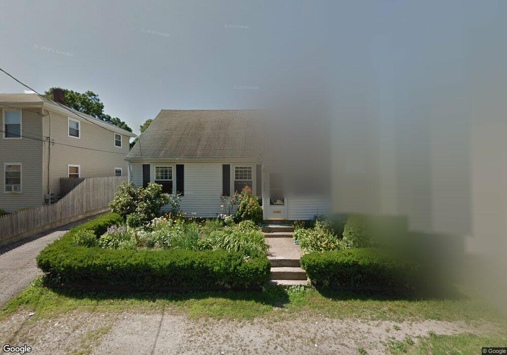 105 Chaplin St, Pawtucket, RI 02861 - photo 1