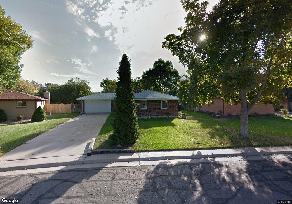 236 Moline Ct, Aurora, CO 80010 - photo 1