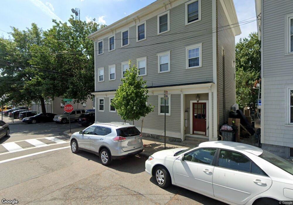 121 Sciarappa St unit 3, Cambridge, MA 02141 - photo 1