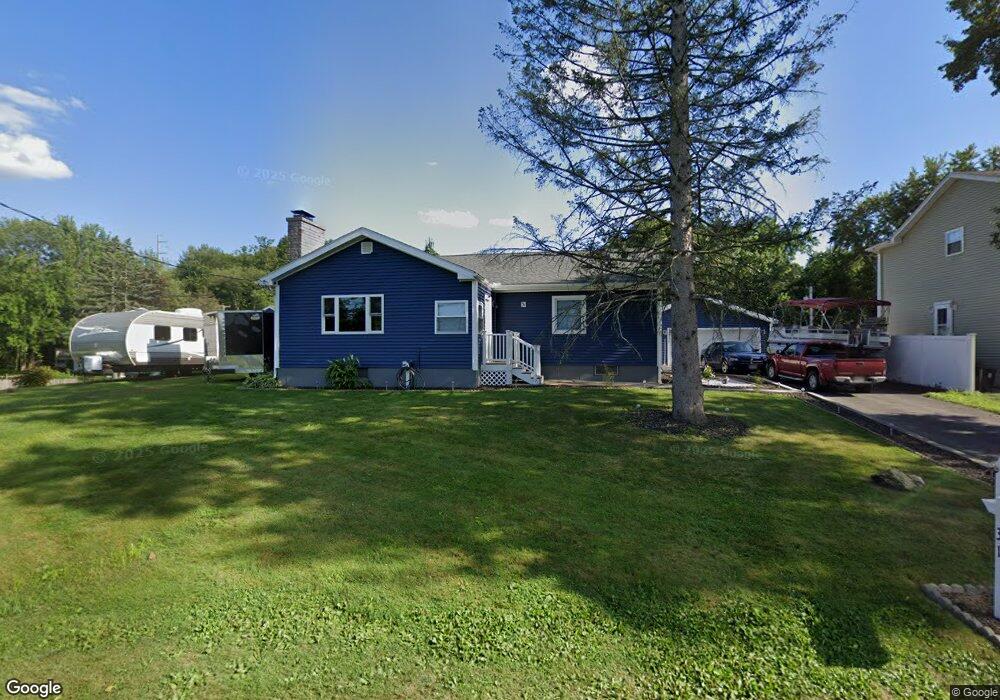 31 Old Pendleton Ave, Chicopee, MA 01020 - photo 1