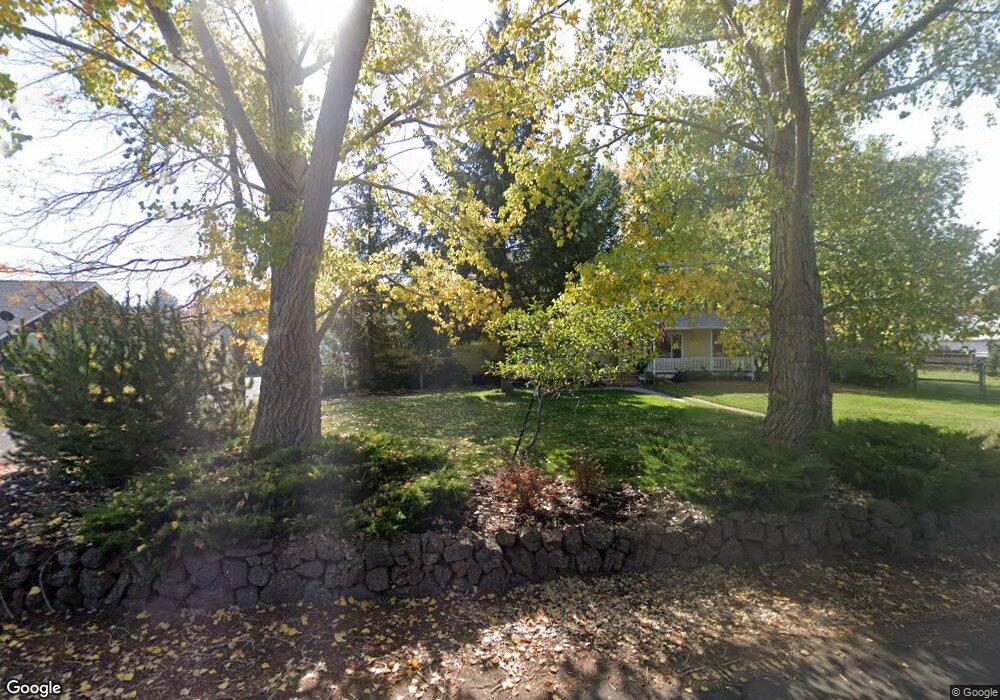 21425 Hyde Ln, Bend, OR 97701 - photo 1