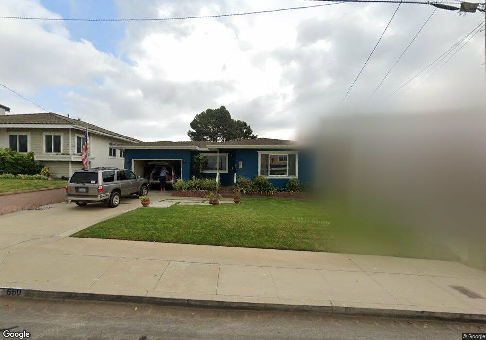 660 W Maple Ave, El Segundo, CA 90245 - photo 1