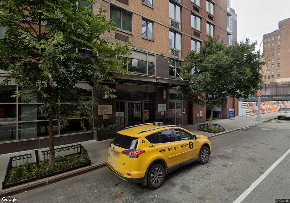 400 W 37th St unit 9Y, New York, NY 10018 - photo 1