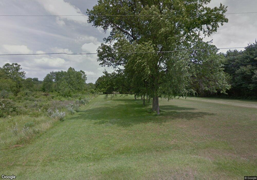 8130 Reinhardt Rd, Carleton, MI 48117 - photo 1