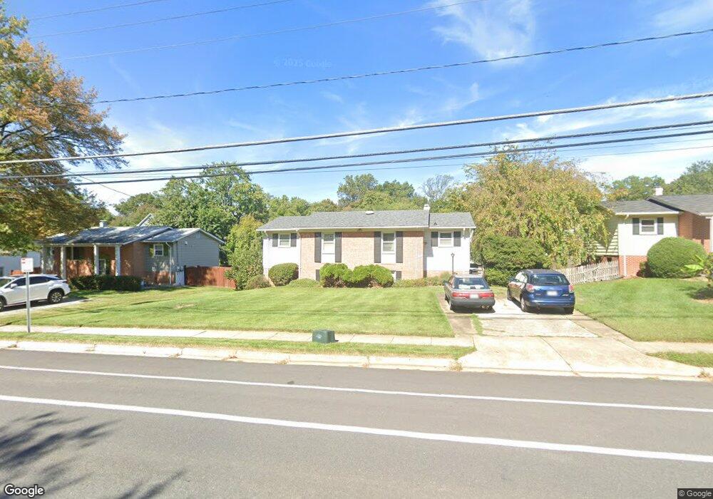 8304 Cottage St, Vienna, VA 22180 - photo 1
