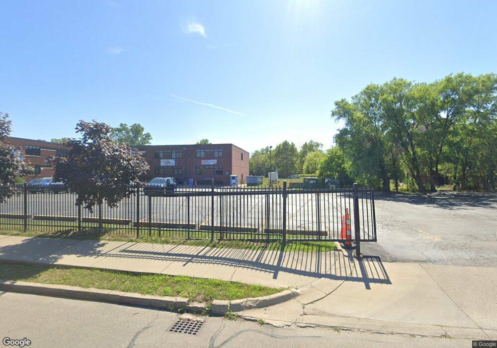 1215 Alter Rd, Detroit, MI 48215 - photo 1