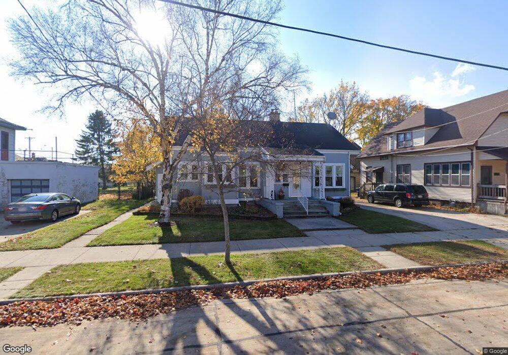 1609 21st St, Two Rivers, WI 54241 - photo 1