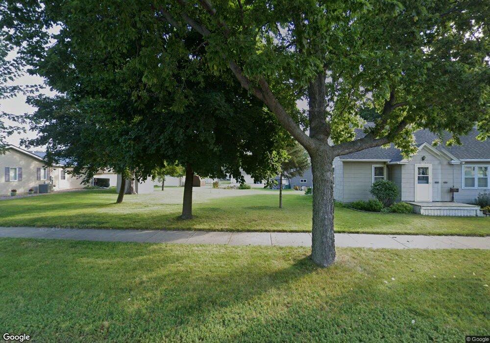 1120 N Broadway St, New Ulm, MN 56073 - photo 1