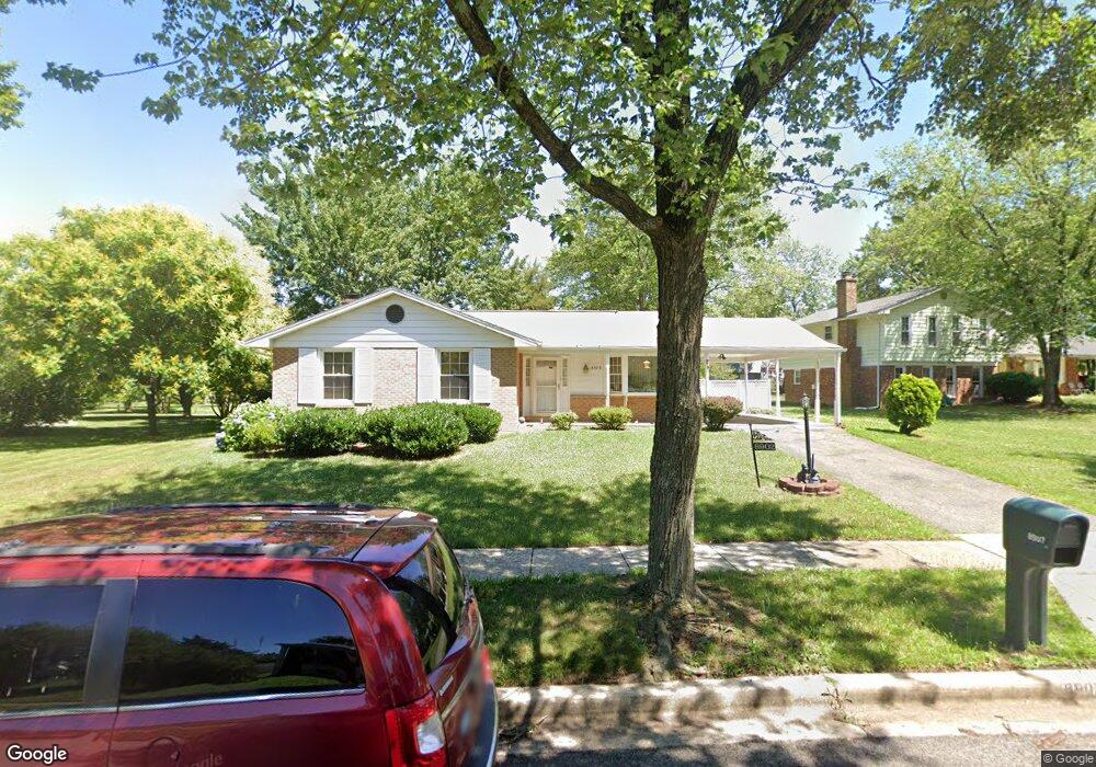 8902 Oldfield Ct, Fort Washington, MD 20744 - photo 1