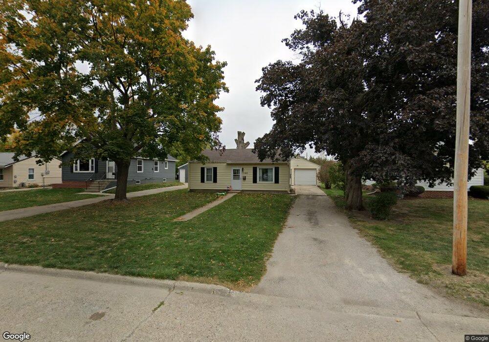 1124 W 7th St S, Newton, IA 50208 - photo 1