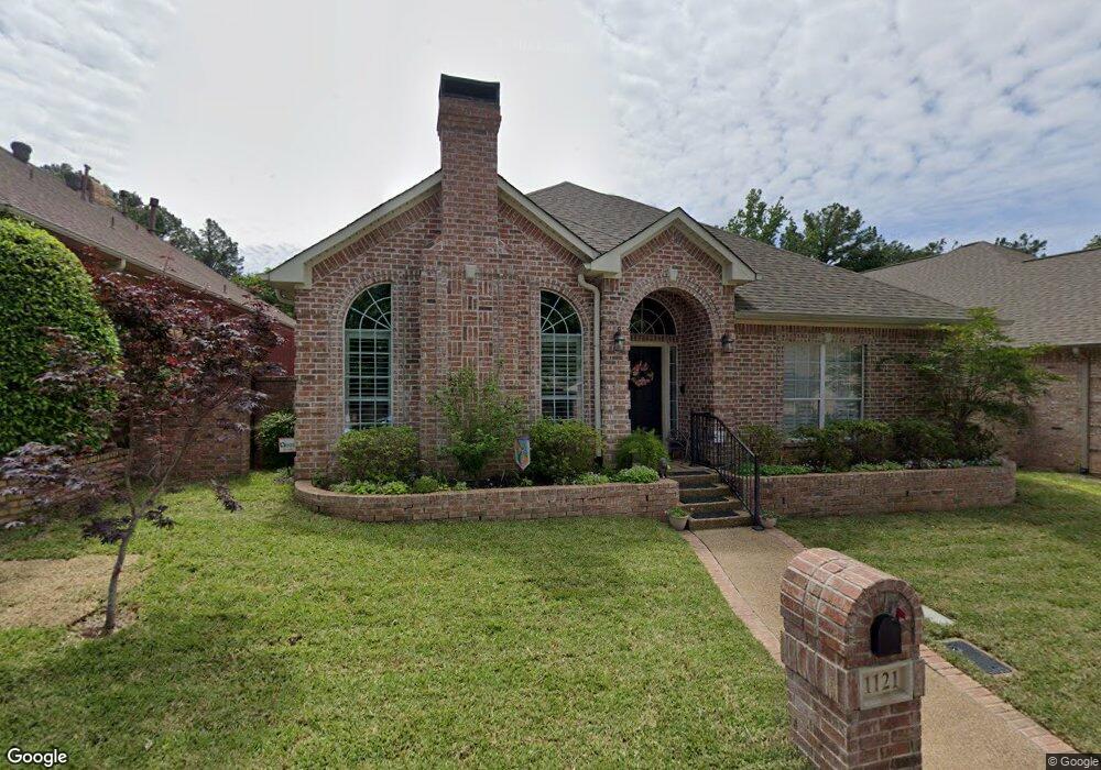 1121 Laurelwood Dr, Tyler, TX 75703 - photo 1