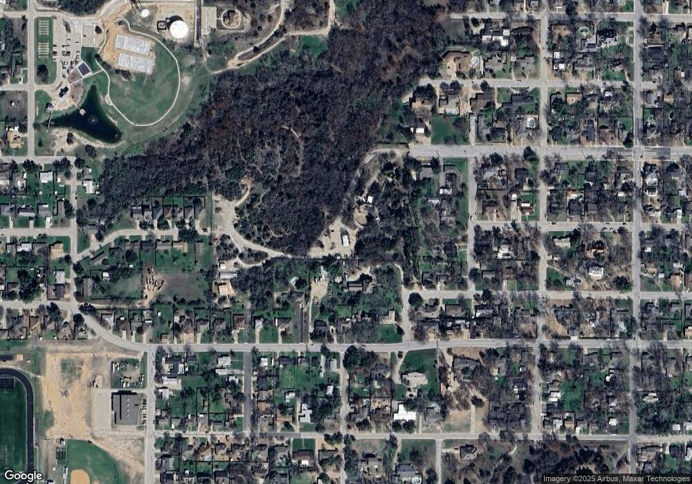 807 W Columbia St, Weatherford, TX 76086 - photo 1