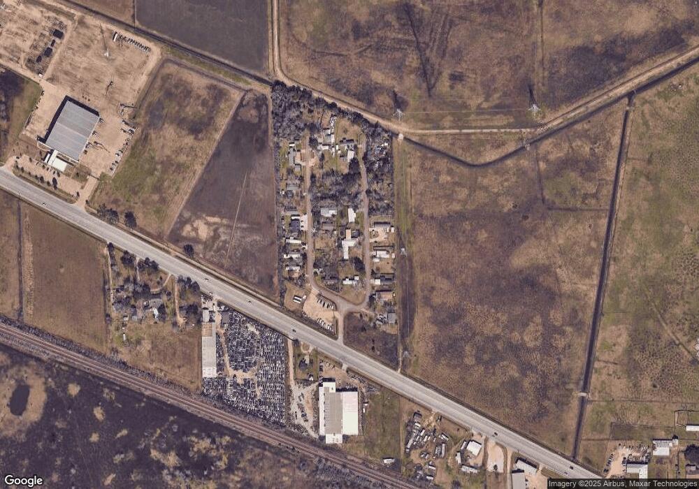 847 County Road 925b, Alvin, TX 77511 - photo 1