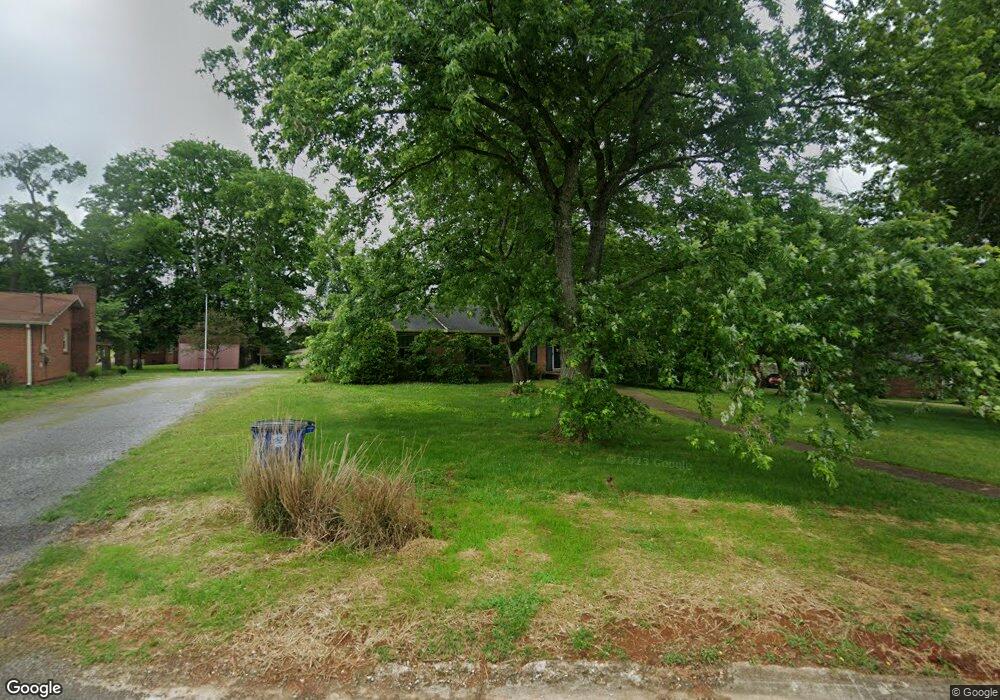 420 Dow Dr, Shelbyville, TN 37160 - photo 1