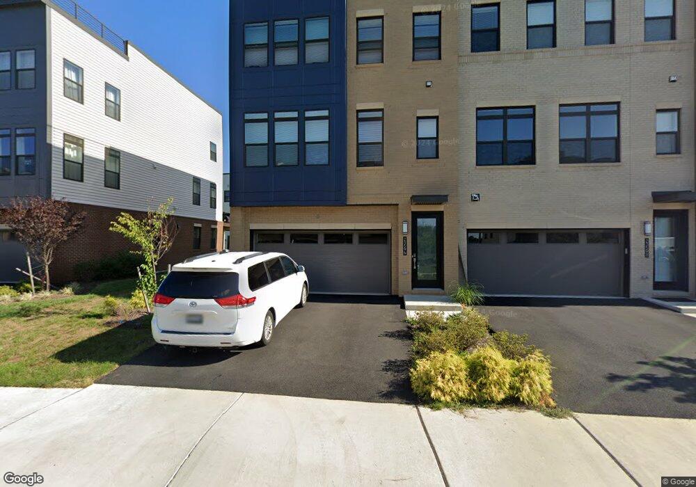 23596 Hopewell Manor Terrace, Ashburn, VA 20148 - photo 1