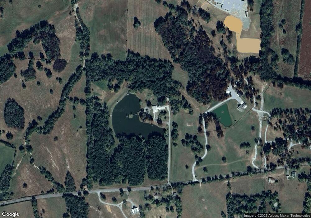 262 Uselton Rd, Shelbyville, TN 37160 - photo 1