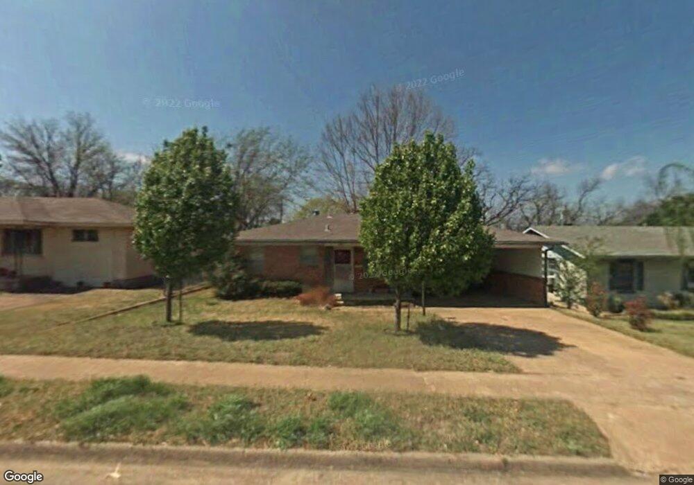 821 Leeper Dr, Denison, TX 75020 - photo 1