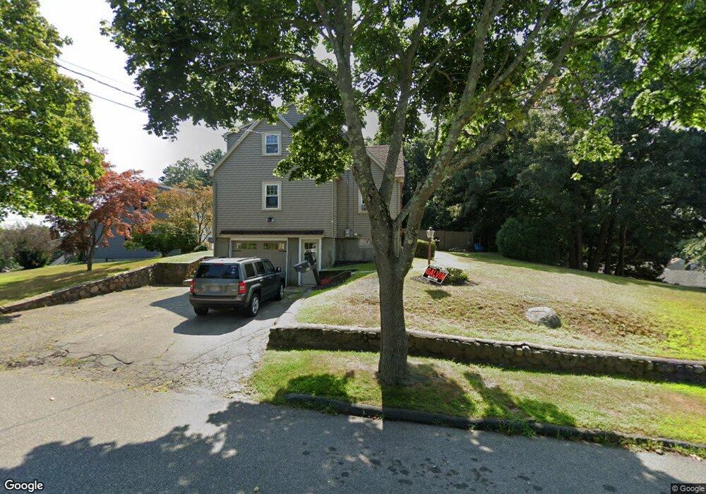 11 Hilltop Pkwy, Woburn, MA 01801 - photo 1