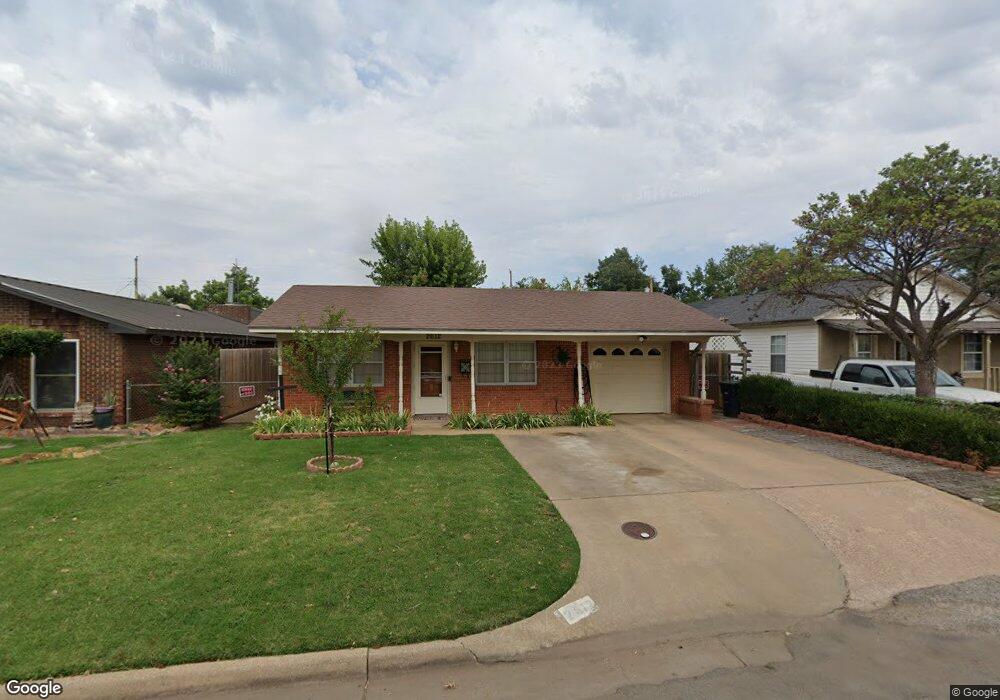 2612 E Cypress Ave, Enid, OK 73701 - photo 1