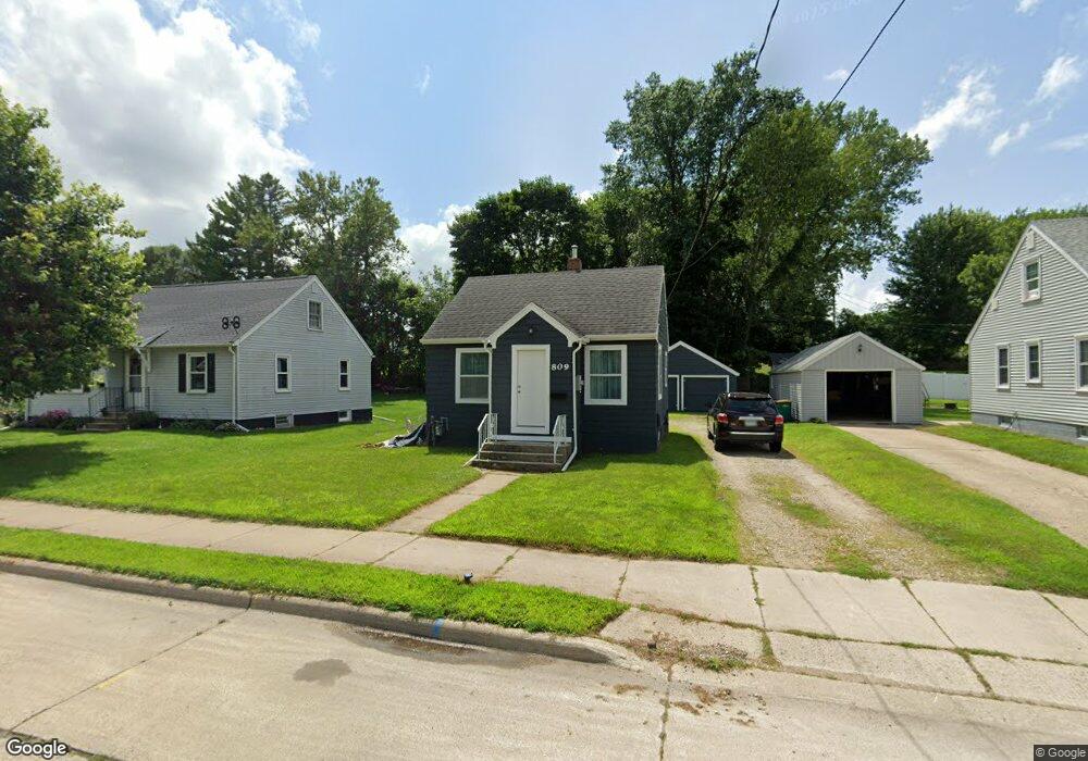 809 809 Valley Ave, Albert Lea, MN 56007 - photo 1