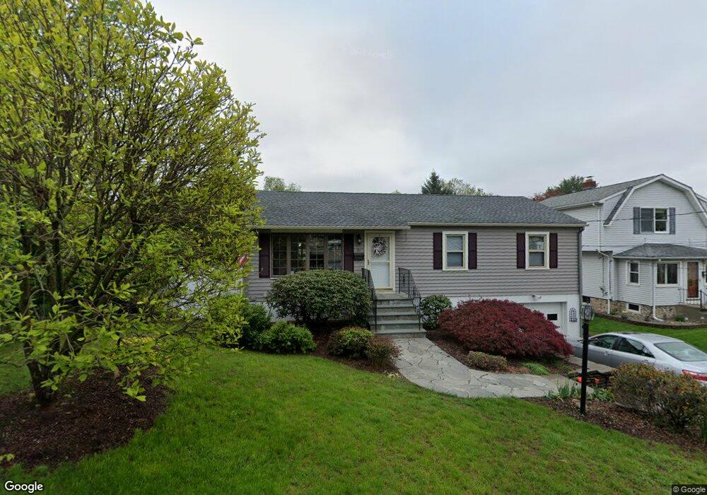 21 Lund Ave, Waterbury, CT 06705 - photo 1