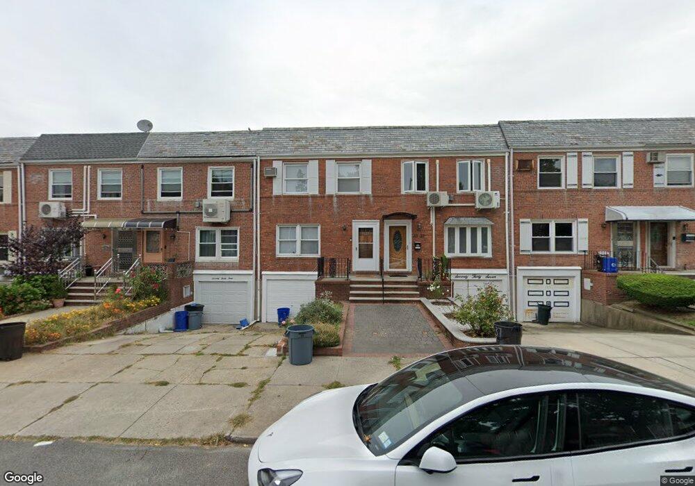 7033 174th St, Fresh Meadows, NY 11365 - photo 1