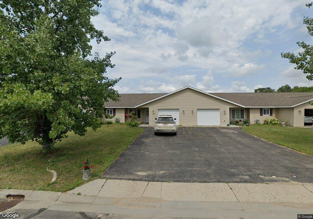 207 6th St E, Park Rapids, MN 56470 - photo 1