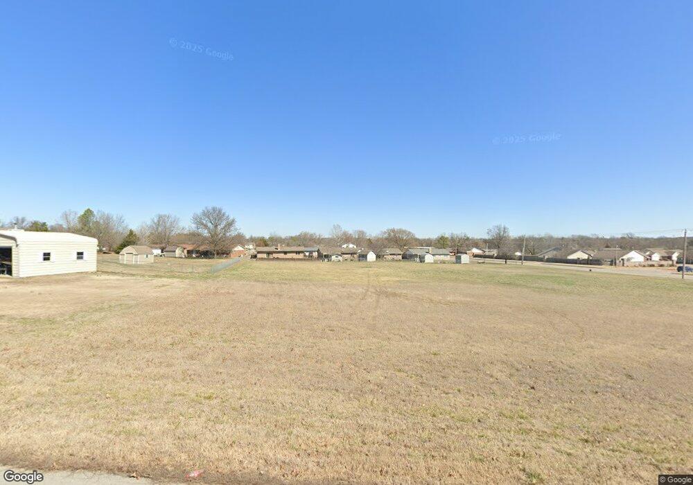 411 Fairlane Dr, Sapulpa, OK 74066 - photo 1