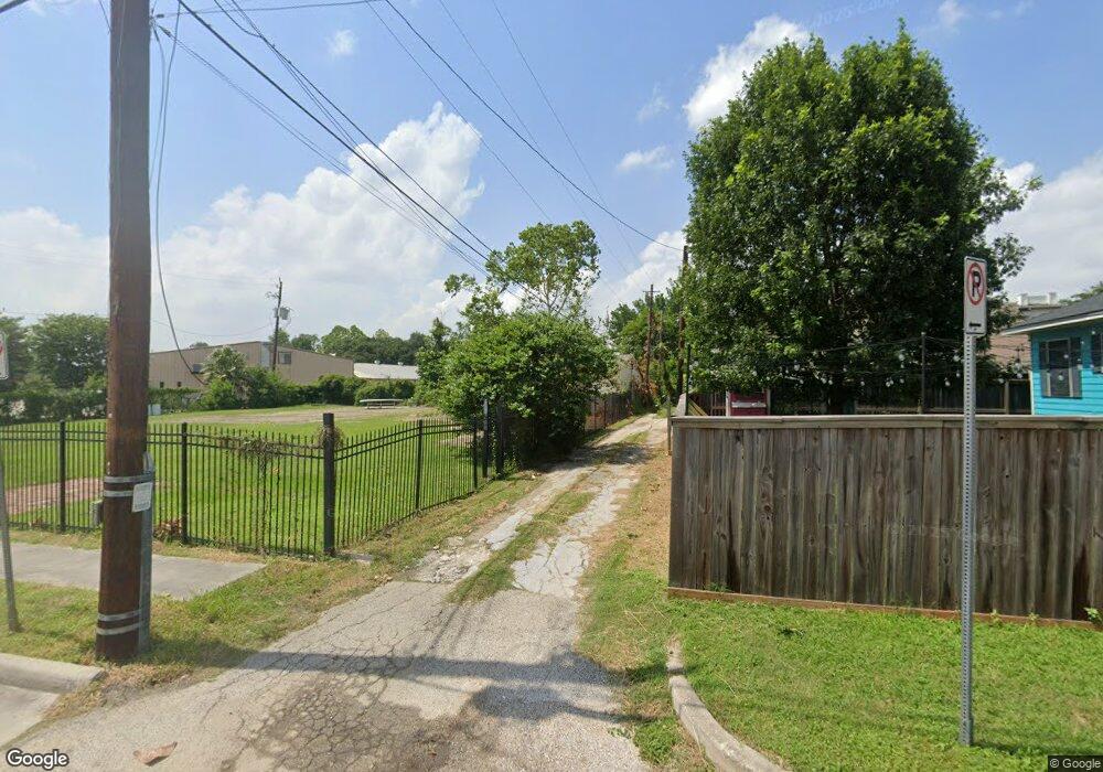 617 Fugate St, Houston, TX 77009 - photo 1