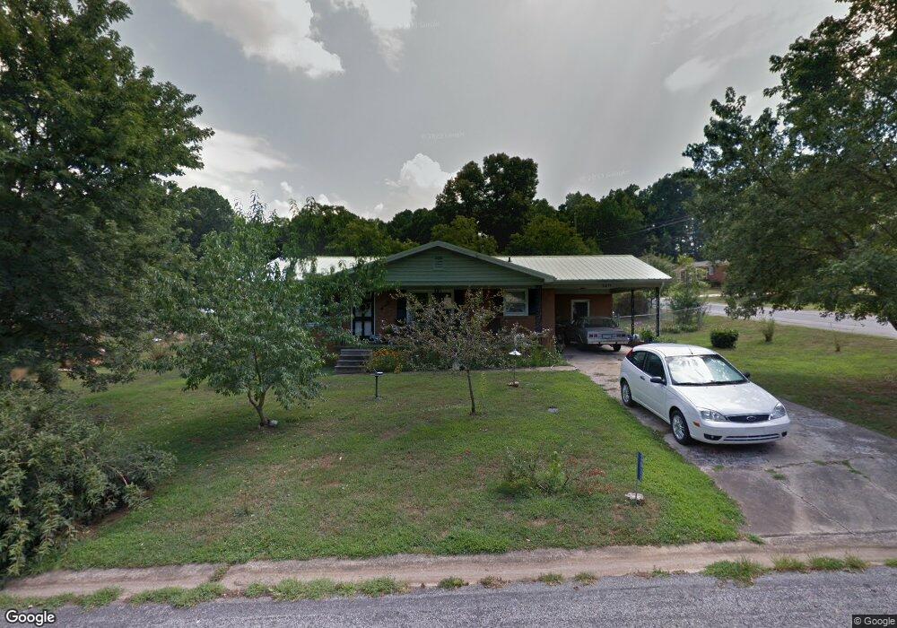 2011 Townview Dr, Kannapolis, NC 28081 - photo 1