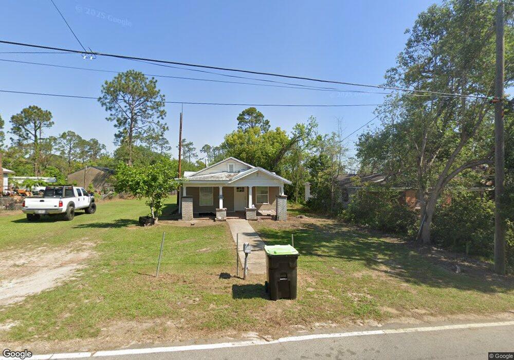 621 Jackson St E, Douglas, GA 31533 - photo 1