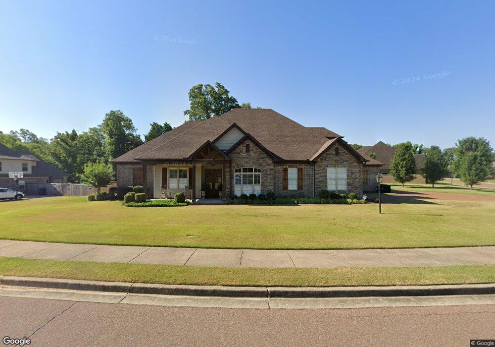 575 Shadow View Dr E, Hernando, MS 38632 - photo 1