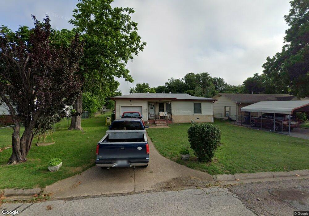 1715 W Johnson St, Denison, TX 75020 - photo 1