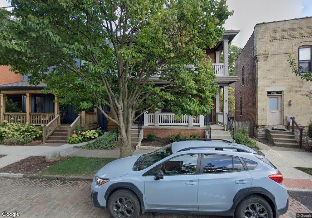 766 Hamlet St, Columbus, OH 43215 - photo 1