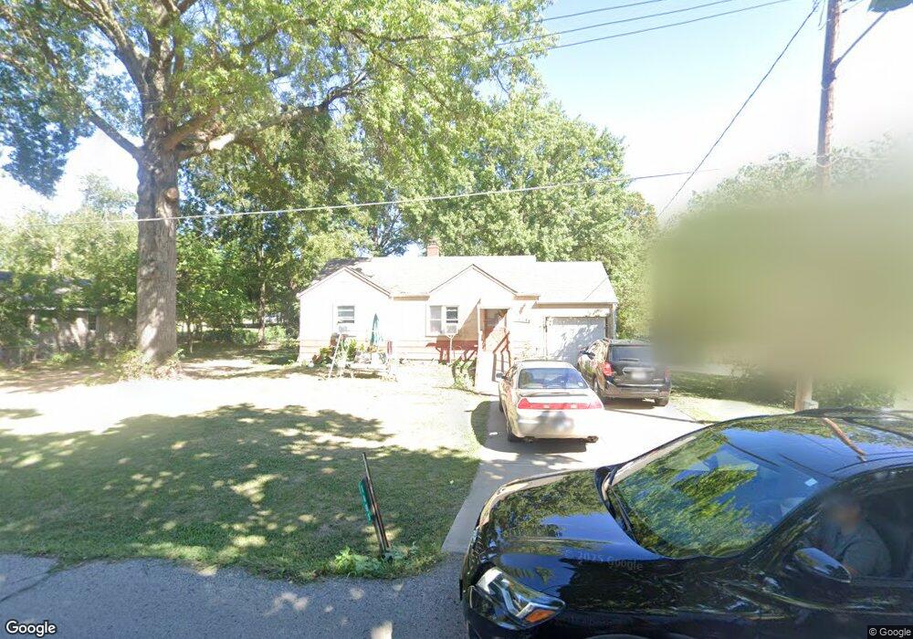 1403 NW B St, Blue Springs, MO 64015 - photo 1