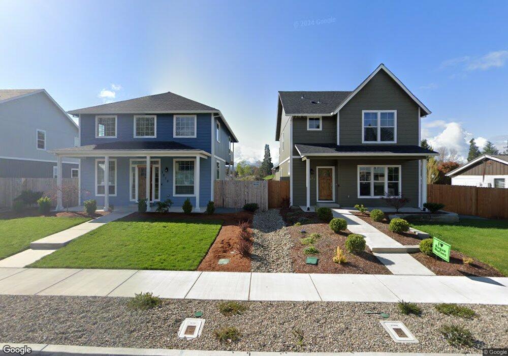 1013 SW J St, Grants Pass, OR 97526 - photo 1