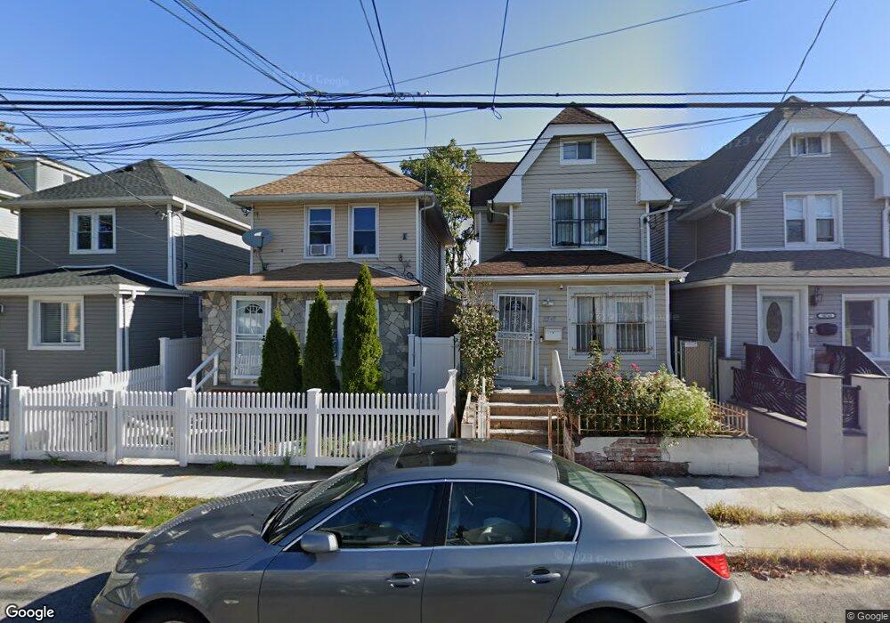 10741 164th St, Jamaica, NY 11433 - photo 1