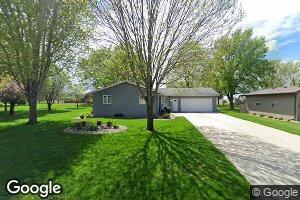 309 5th St, Nicollet, MN 56074