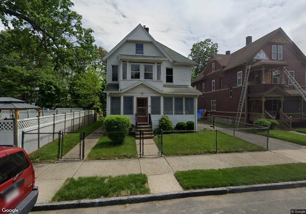 38 Vassar St, Springfield, MA 01109 - photo 1