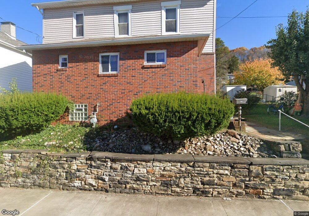 318 N 2nd St, West Newton, PA 15089 - photo 1