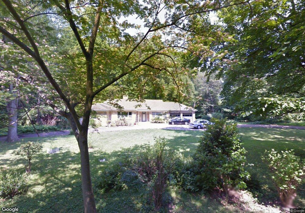 6673 Van Winkle Dr, Falls Church, VA 22044 - photo 1