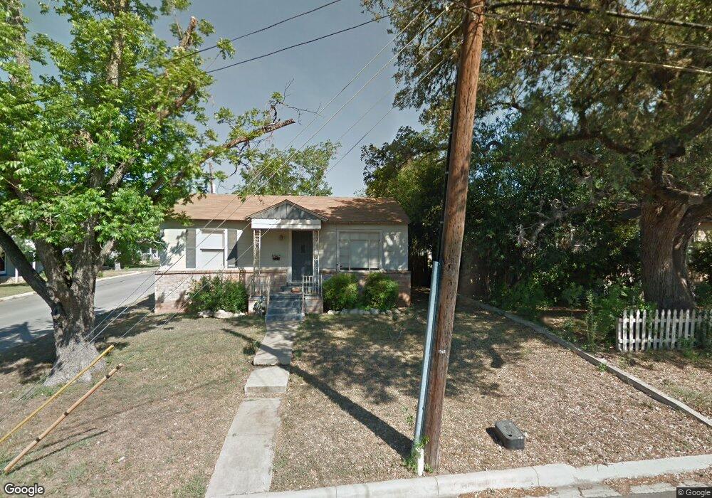 1322 W San Antonio St, San Marcos, TX 78666 - photo 1