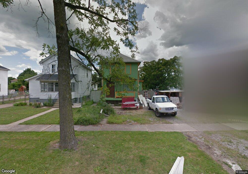 2218 E 29th St, Lorain, OH 44055 - photo 1