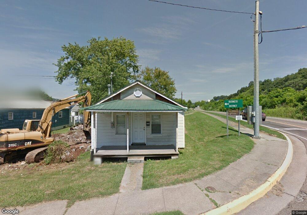 535 16th St, Dunbar, WV 25064 - photo 1