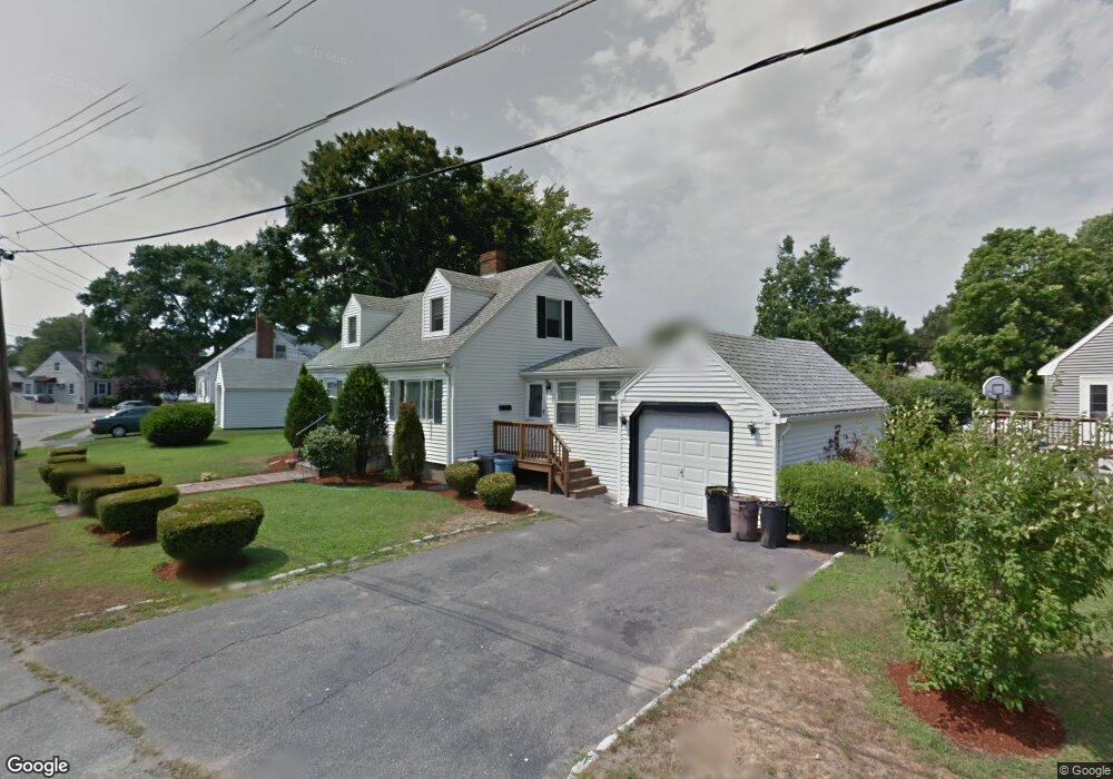 2 Ellen Rd, Woburn, MA 01801 - photo 1