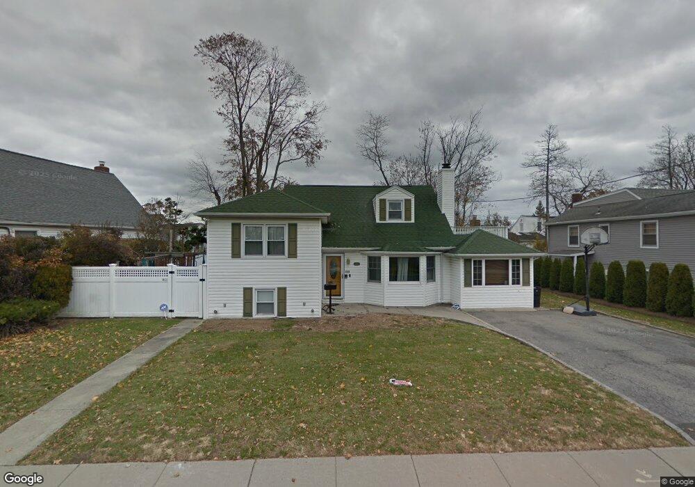 3195 Oceanside Rd, Oceanside, NY 11572 - photo 1