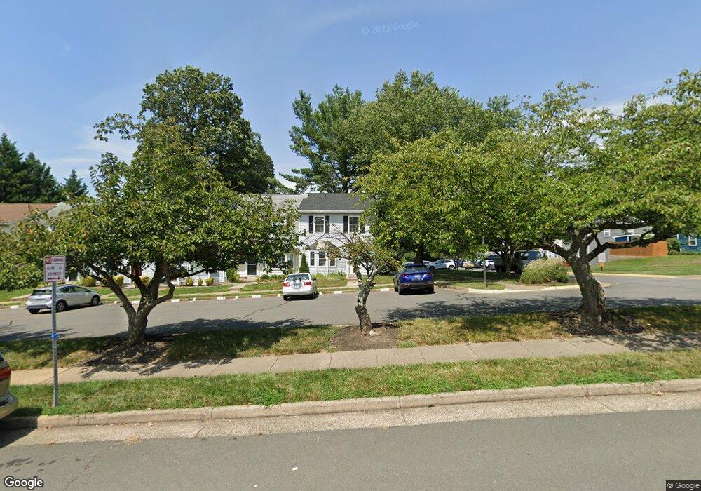 6048 Selwood Place, Springfield, VA 22152 - photo 1