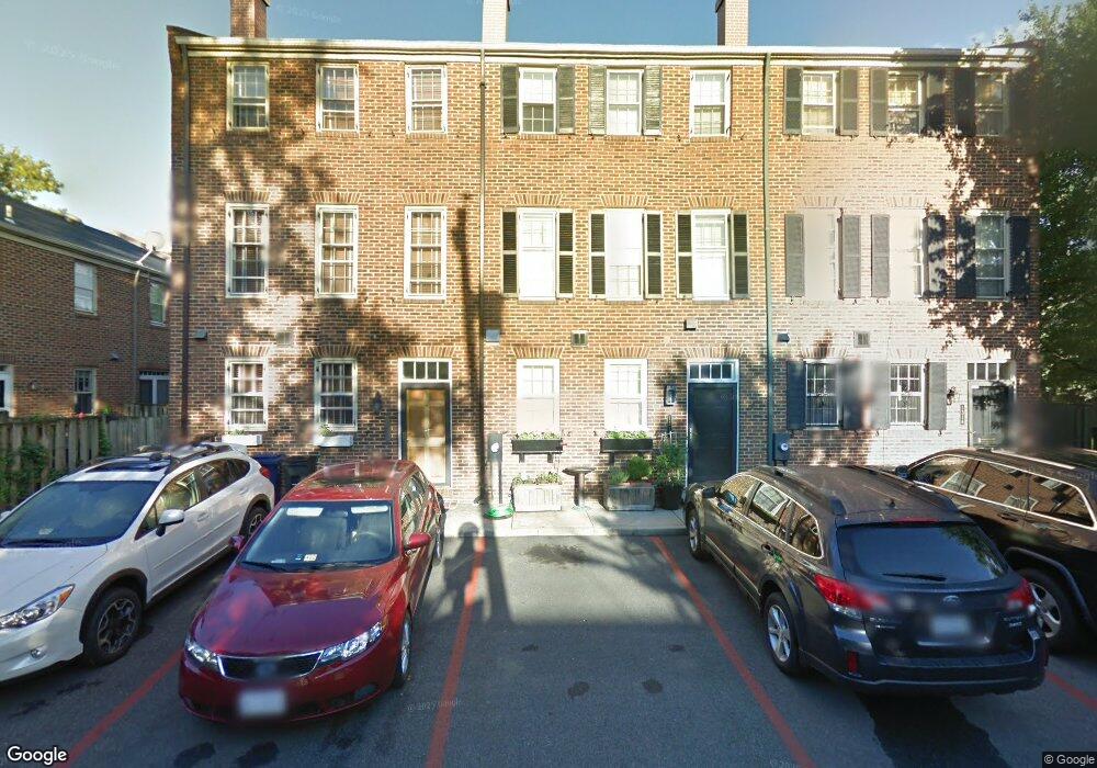 1314 Seaport Ln, Alexandria, VA 22314 - photo 1